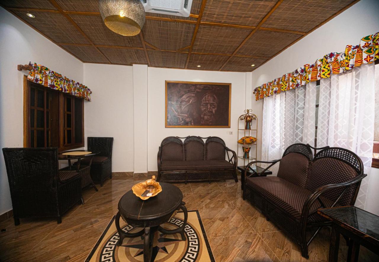 Ike'S Cultural Village Κούμασι Εξωτερικό φωτογραφία